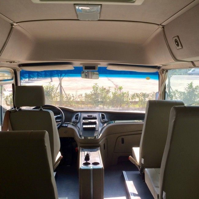 18 Koltuklu Elektrikli Coaster Otobüs, 200 km Menzil ve 89,7 kWh Batarya ile Toplu Taşıma İçin