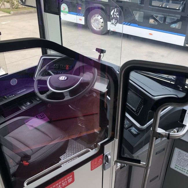 10Modern tasarımlı.5m saf elektrikli otobüs 255 Kwh sürüş menzili 230km'den fazla