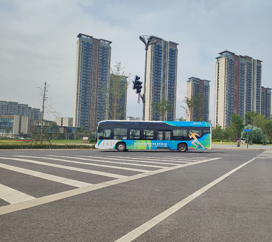 12m Elektrikli Şehir Otobüsü Düşük Katlı Otobüsler Ulusal hızlı otobüs 41 kişilik toplu taşıma otobüsü.