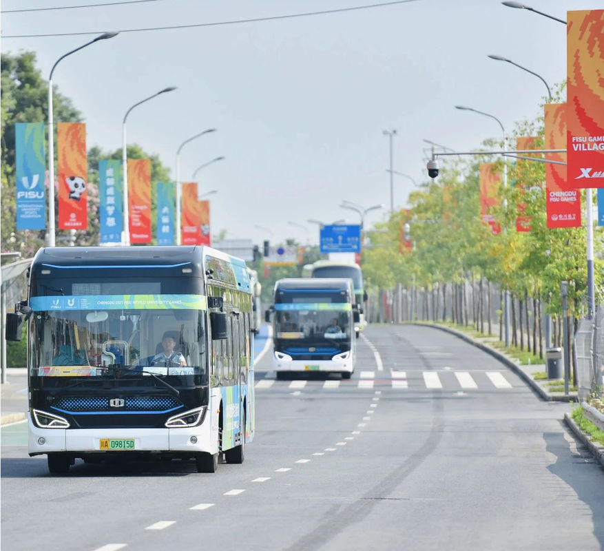 Ekoloji dostu 12 M düşük katlı elektrikli yolcu otobüsü 350.07 kwh pil kapasitesiyle kent kamu taşımacılığında devrim yarattı