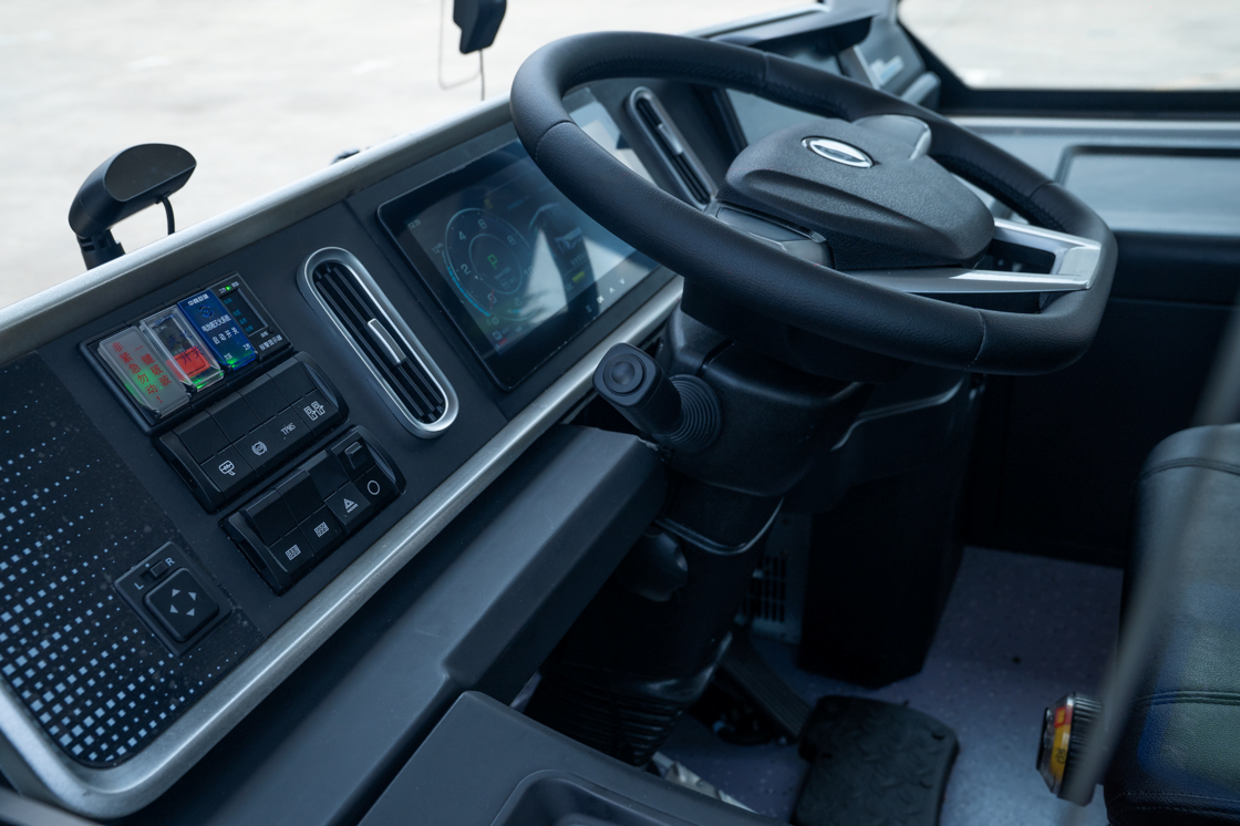 Şehir İçi Ulaşım İçin 80kWh Bataryalı ve Otomatik Vitesli 11 Kişilik Elektrikli Mini Otobüsler