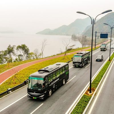 Yangın Söndürücülü 45 Koltuk Seyahat Dizel Otobüsü 110km / H